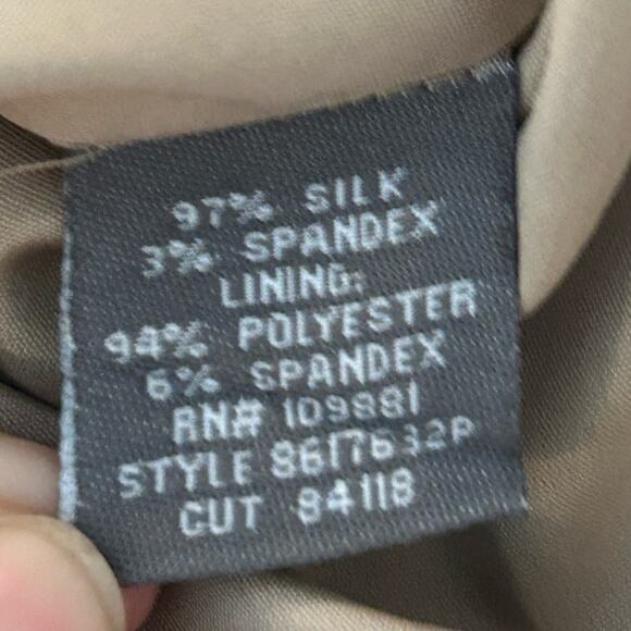 Donna Ricco honeycomb hexagon black gold dress high neck sleeveless size 2P - Picture 9 of 11